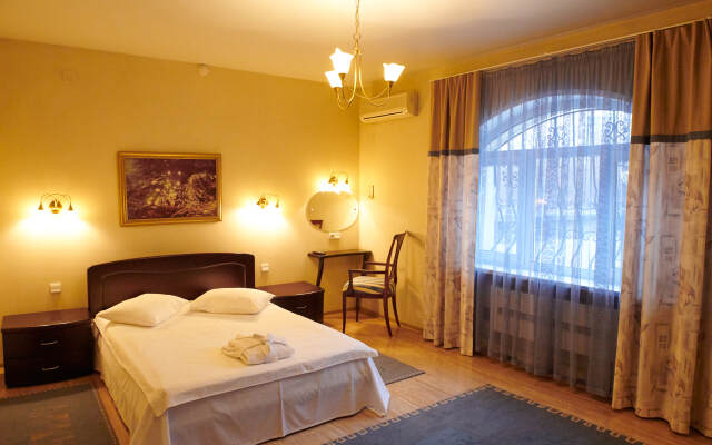 Отель Персона Грата