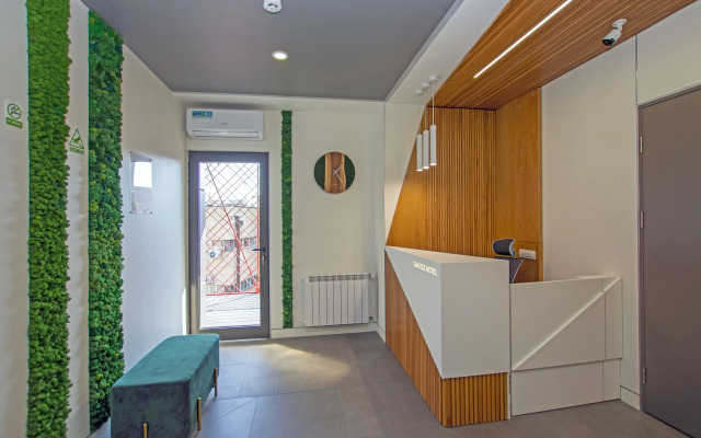 Cartez Hotel