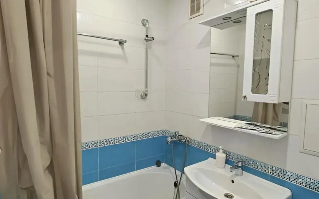 Flat v Tsentralnoy Chasti Goroda Ryadom so Stantsiey Metro Sukonnaya Sloboda - Apartment in 카잔 - Photo 4