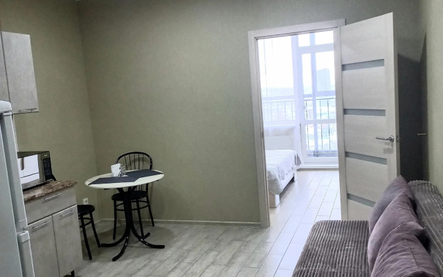 Na Ulitse Mira 115B Flat