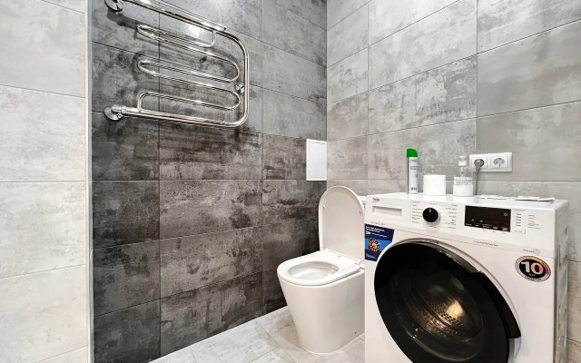 V Tsentre Goroda Zhk Levoberezhye Flat