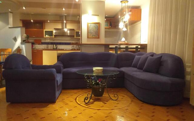 Kvartira V Tsentre G.baku, S Vidom Na More! Apartments