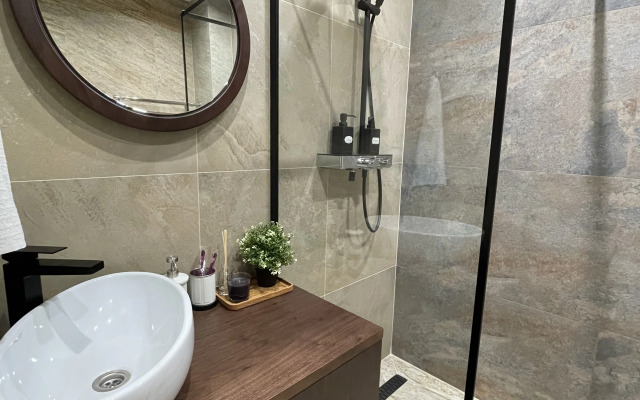Okhta Park Adventure Rustic Apartament
