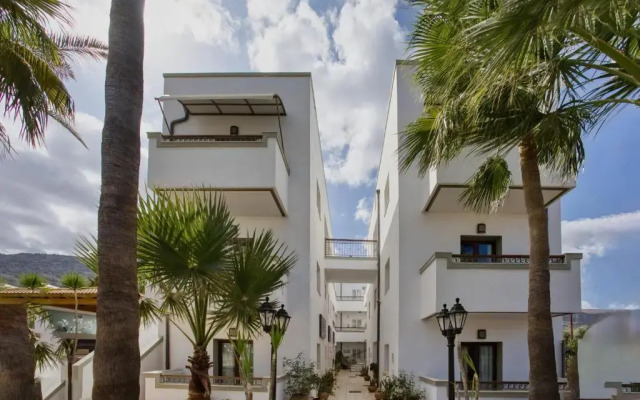 Bella Elena Apartment hotel