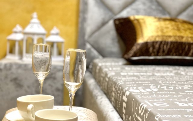 Апартаменты Mars Hotel Малахова 101