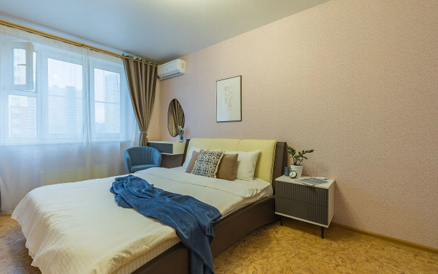 Na Naberezhnoy Flat