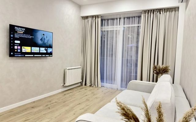Na Pervomayskoy Ulitse 1 Apartments
