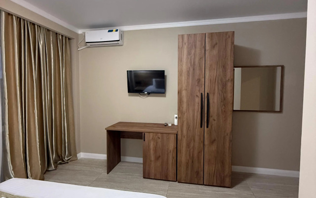 Golden Gagra Hotel