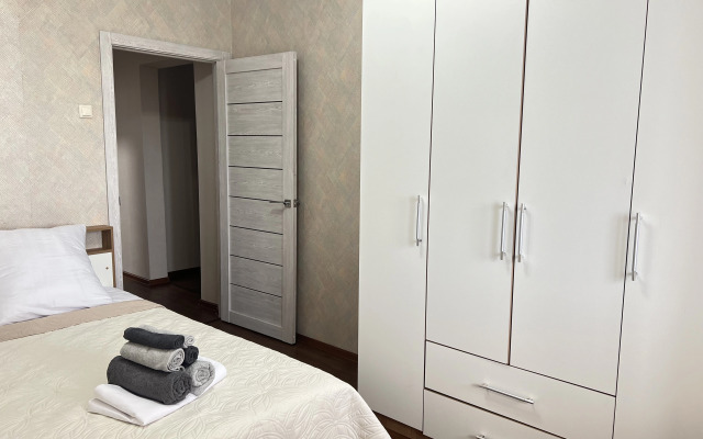 Квартира Трехкомнатная у Моря