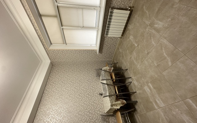 Rakhat 7 Flat