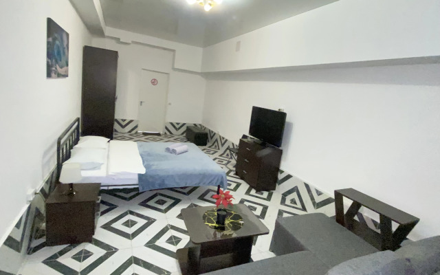 Silver Hotel