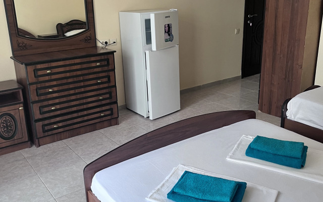 Hristaki Guest House