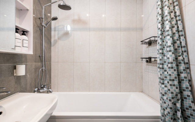 Uyutnaya yevrodvushka u metro Aminyevskaya Flat