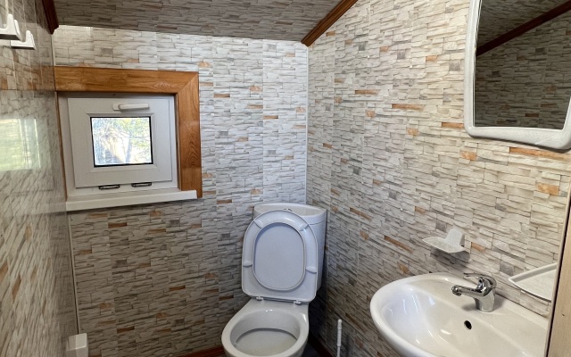 Частный дом на озере