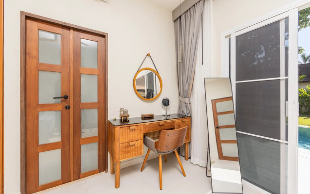 Emilia 3BR Private Pool Naiharn Villa