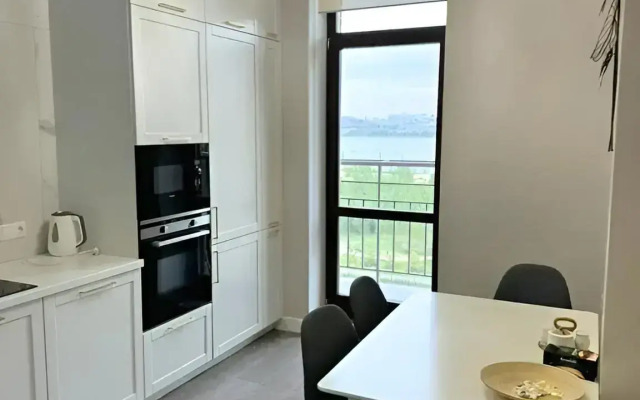 Апартаменты Люкс на Меридианной 1