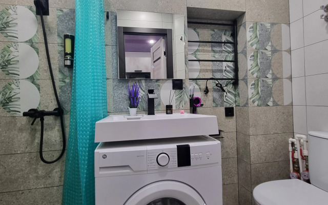 Novye 2 Komnatnye V Centre Neftyanikov  Apartaments