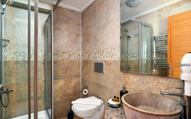 Mytra Hotel