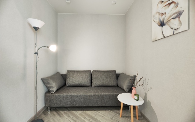Fox Homes - Evro 2- komnatnaya na Mechnikova Flat