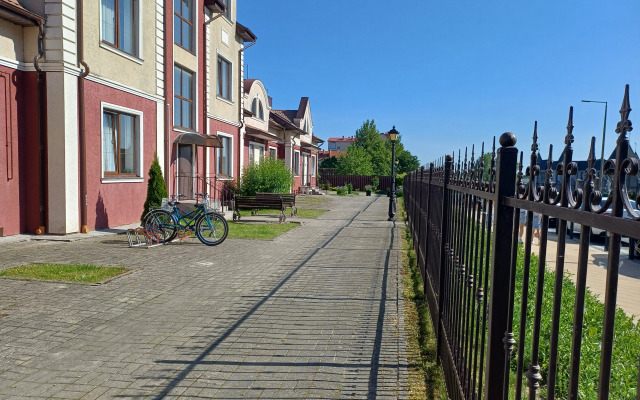 Апартаменты Уютная студия в шаге от пляжа