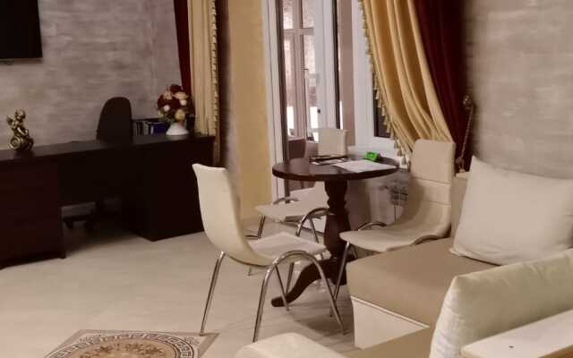  Avdallini Hotel