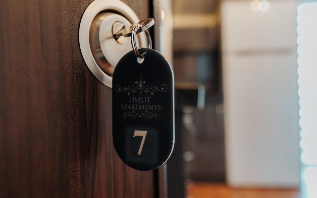 Umut Apartments