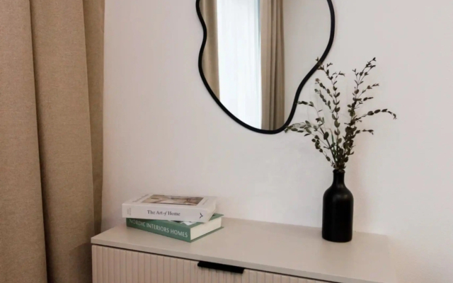 Квартира дизайнерская с балконом