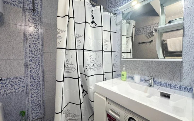 Апартаменты Морe квартир с видом на горы