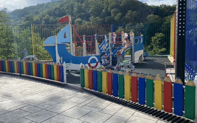 Апартаменты Альфа Амбровая