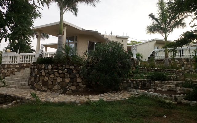Jardines del Paraiso Hotel