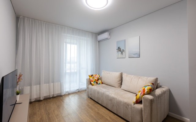 Sutki Ufa Parkhomenko 156B.1 Apartments