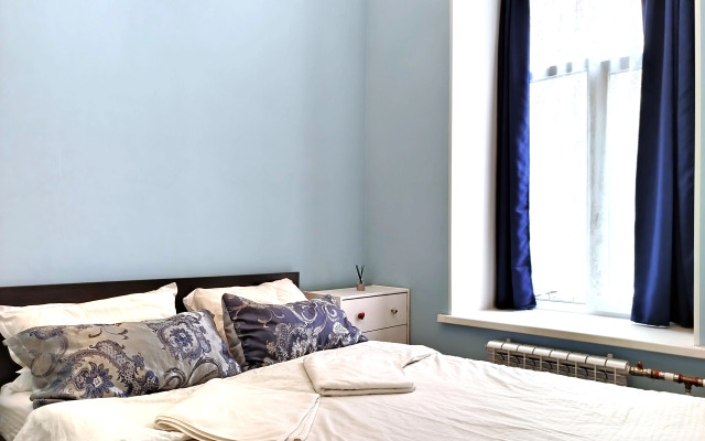 Квартира 4-комнатная в сердце Санкт-Петербурга