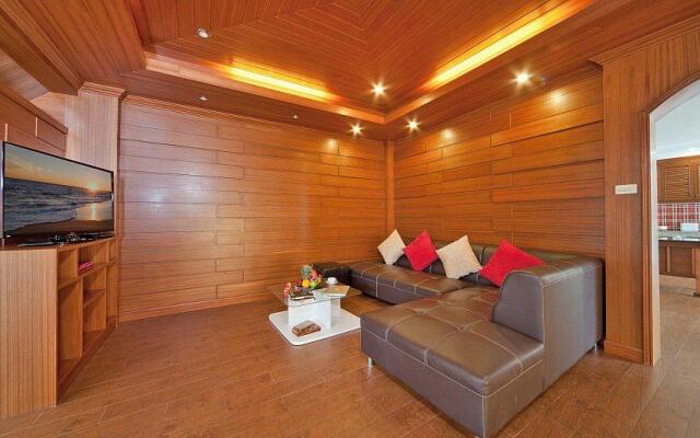 Thai Pool Villa with Pool and Parking Villa