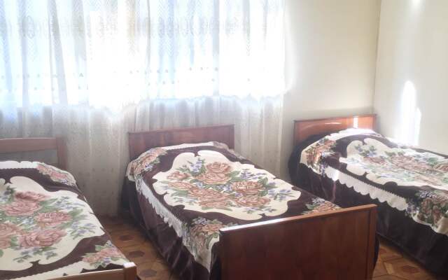 Sakarov & Tours Hostel