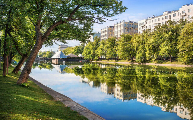 Dohodnyij Dom Yakor Apartments