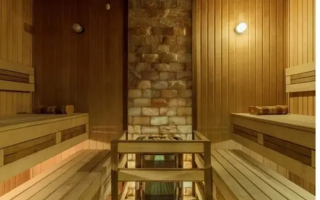 WOLKI & LIPKI Country Hotel