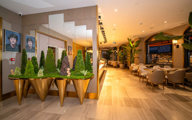 Rayelin Hotel Old Town