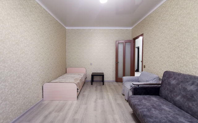Dvukhkomnatnaya Kvartira S Balkonom Apartments