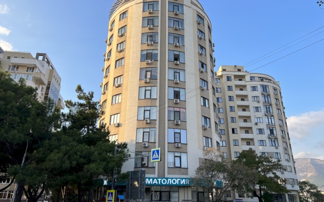 392 Primorskaya 1 Apartments