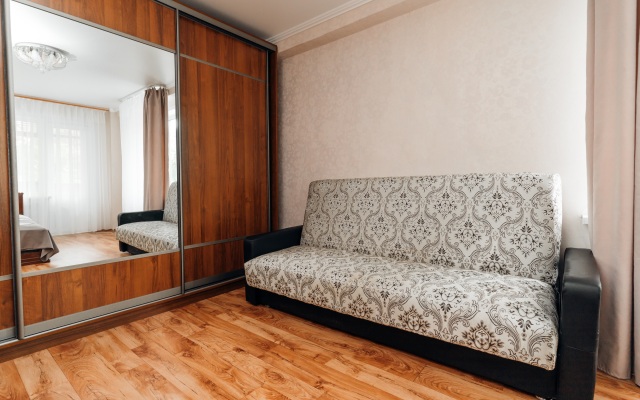 Апартаменты на Маршала Жукова 40