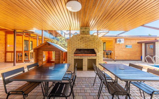 Viktoriya TWO Guest House