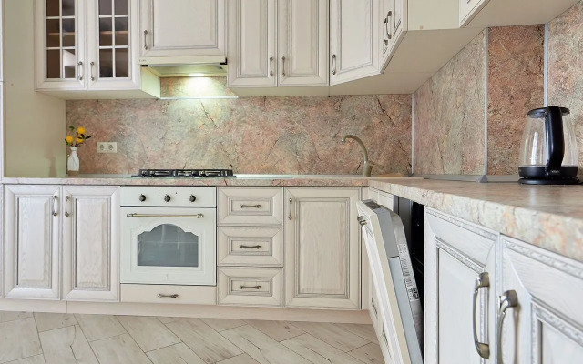 Uyutnaya Na Ulitse Dekabristov 36k2 Flat