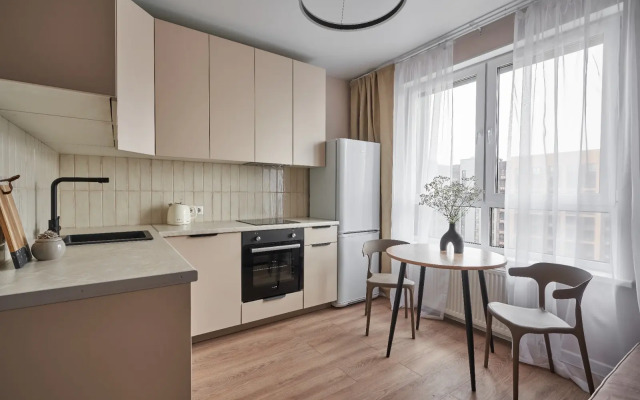 Ryadom Les Pochuvstvuj Raznitsu Bez Komissii I Pereplat Flat