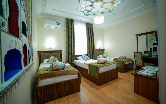Rayhon Hotel