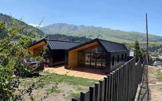 Peak Lodge Living Quarters