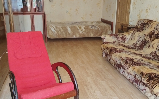 V Rayone Metro Lesnaya Flat