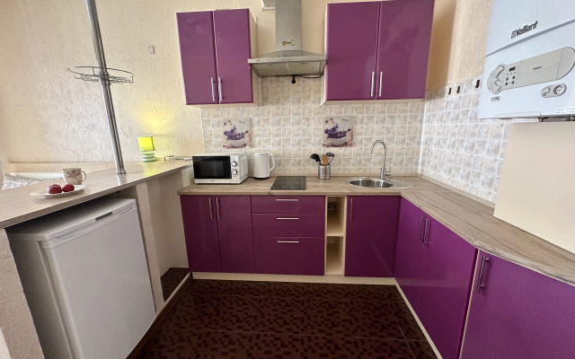 Квартира Яркая Студия в Новом Жк