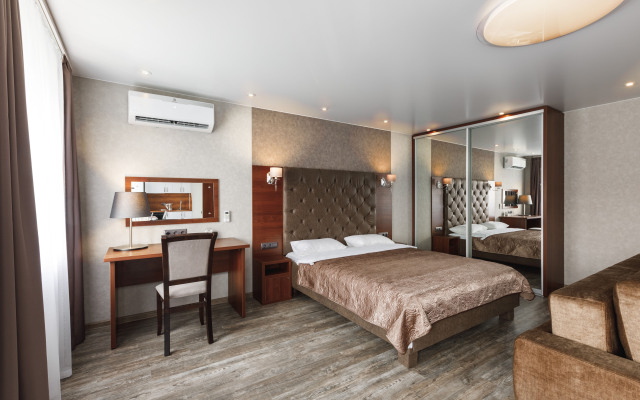 Апартаменты Авион Люкс