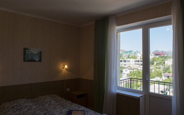Vstrecha Guest house