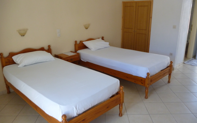 Alexandros Guest House